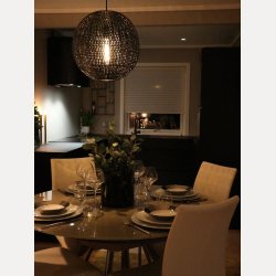 Dorris Round Black 40