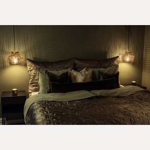 Dorris Bottle Rose Gold �25